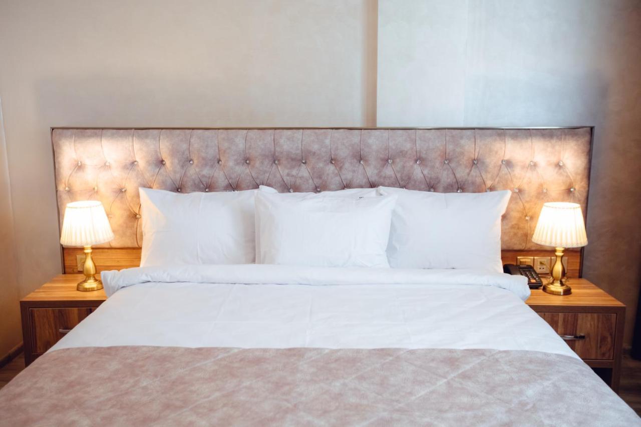 La Corne Hotel Баку Экстерьер фото