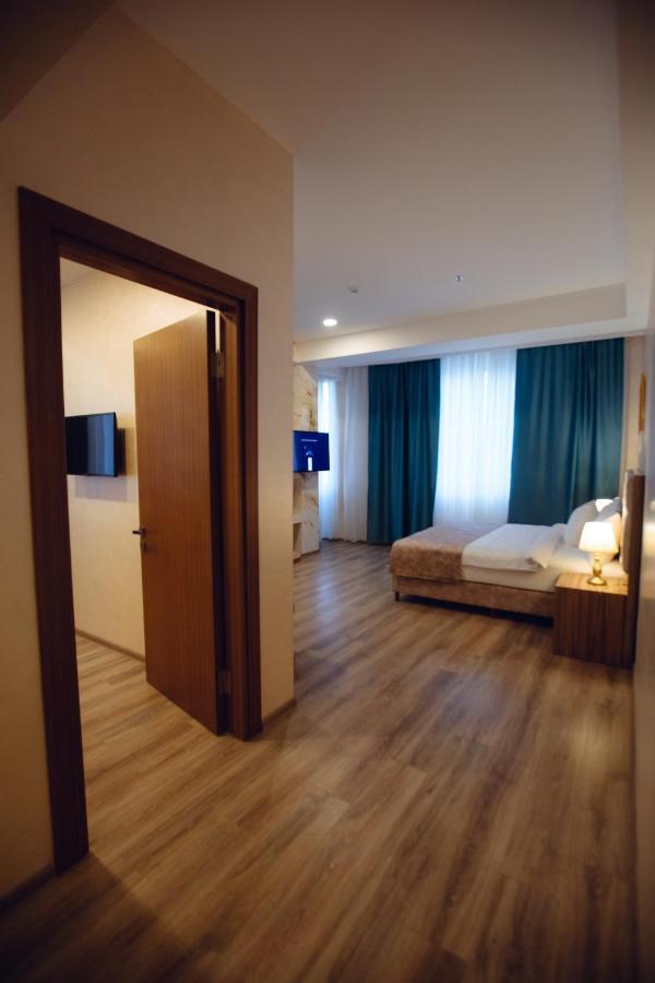 La Corne Hotel Баку Экстерьер фото