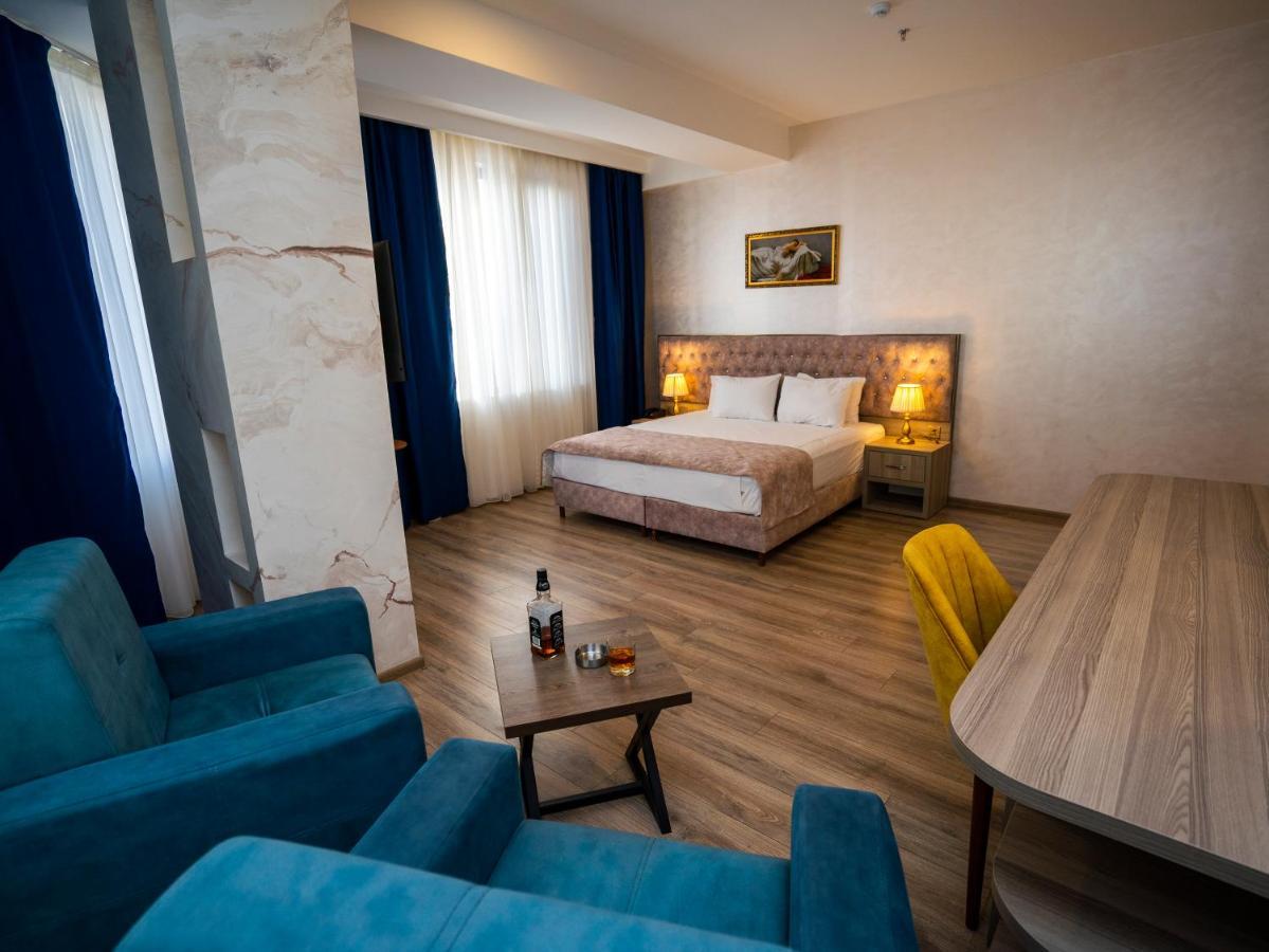 La Corne Hotel Баку Экстерьер фото